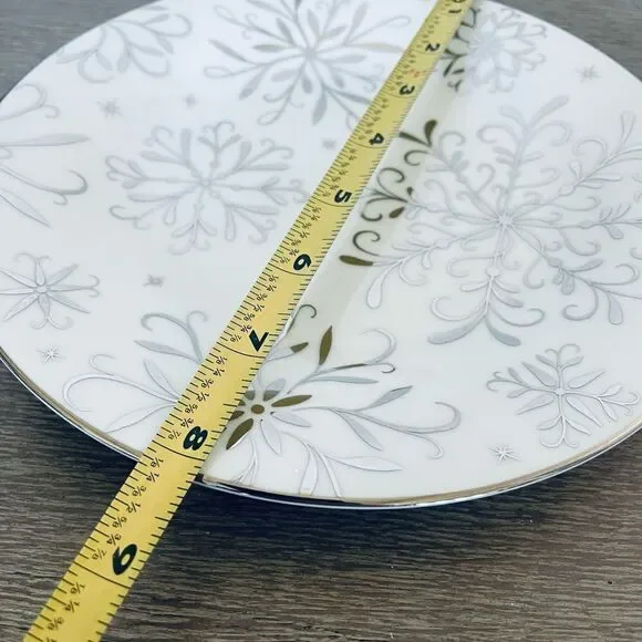 Pottery Barn Silver Snowflake Ceramic Plates - Picture 3 of 4